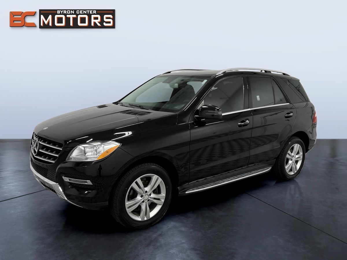 2015 Mercedes-Benz M-Class ML350 4MATIC's photo