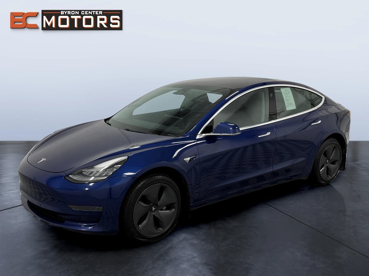  2019 Tesla Model 3 Standard Plus RWD   