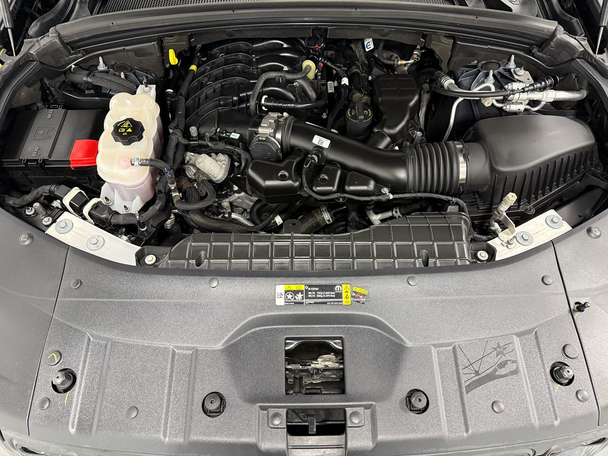 Jeep Grand Cherokee photo 28