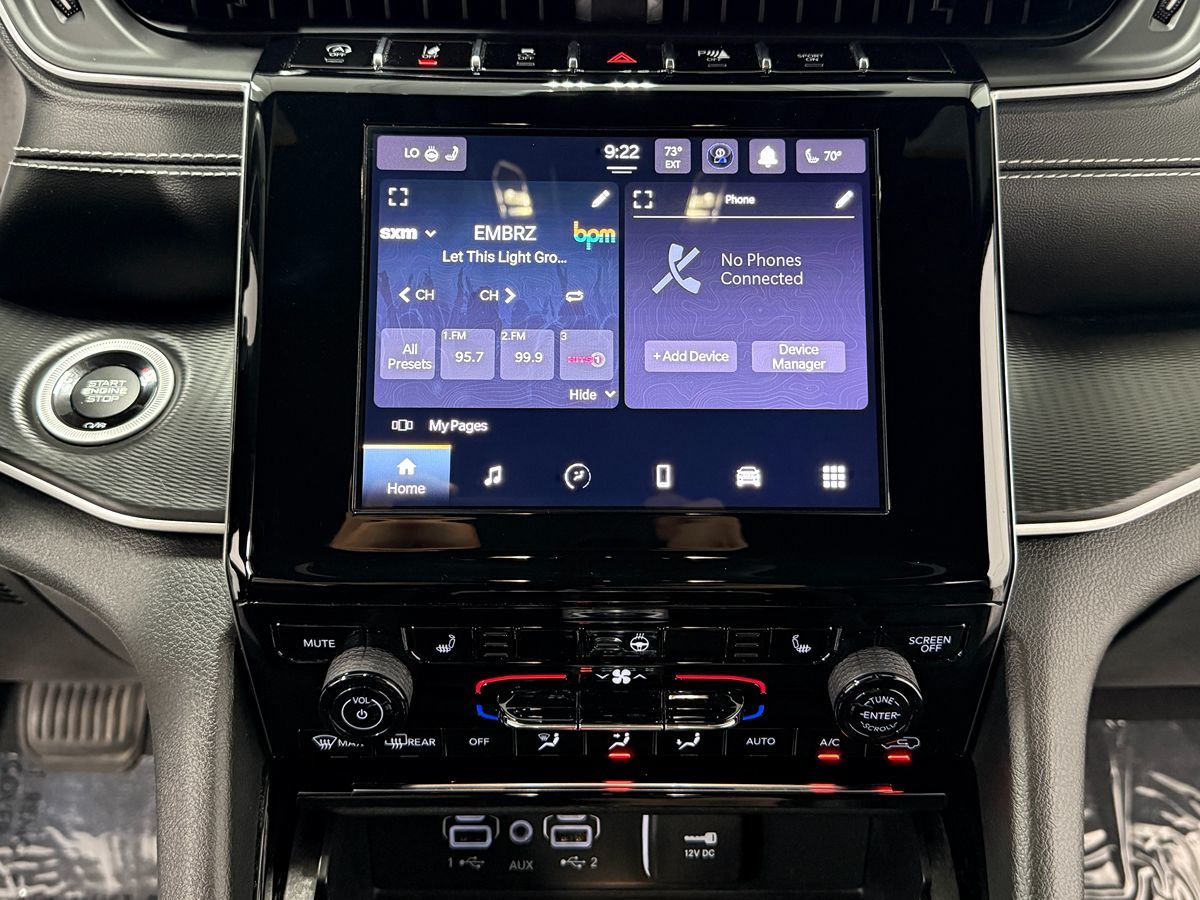 Jeep Grand Cherokee photo 19