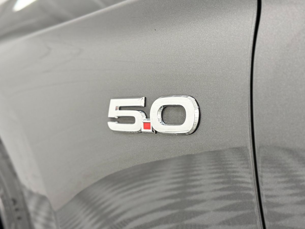 Ford Mustang photo 9