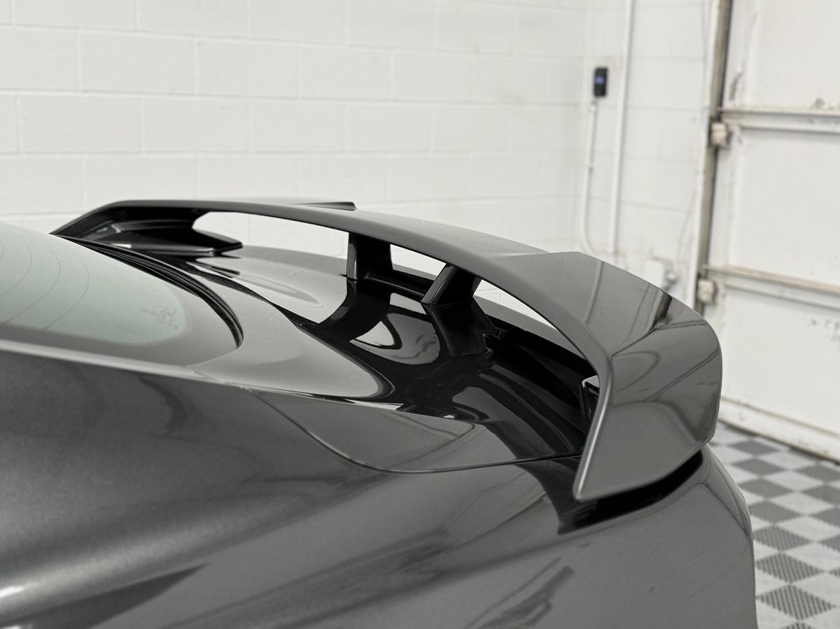 Ford Mustang photo 10