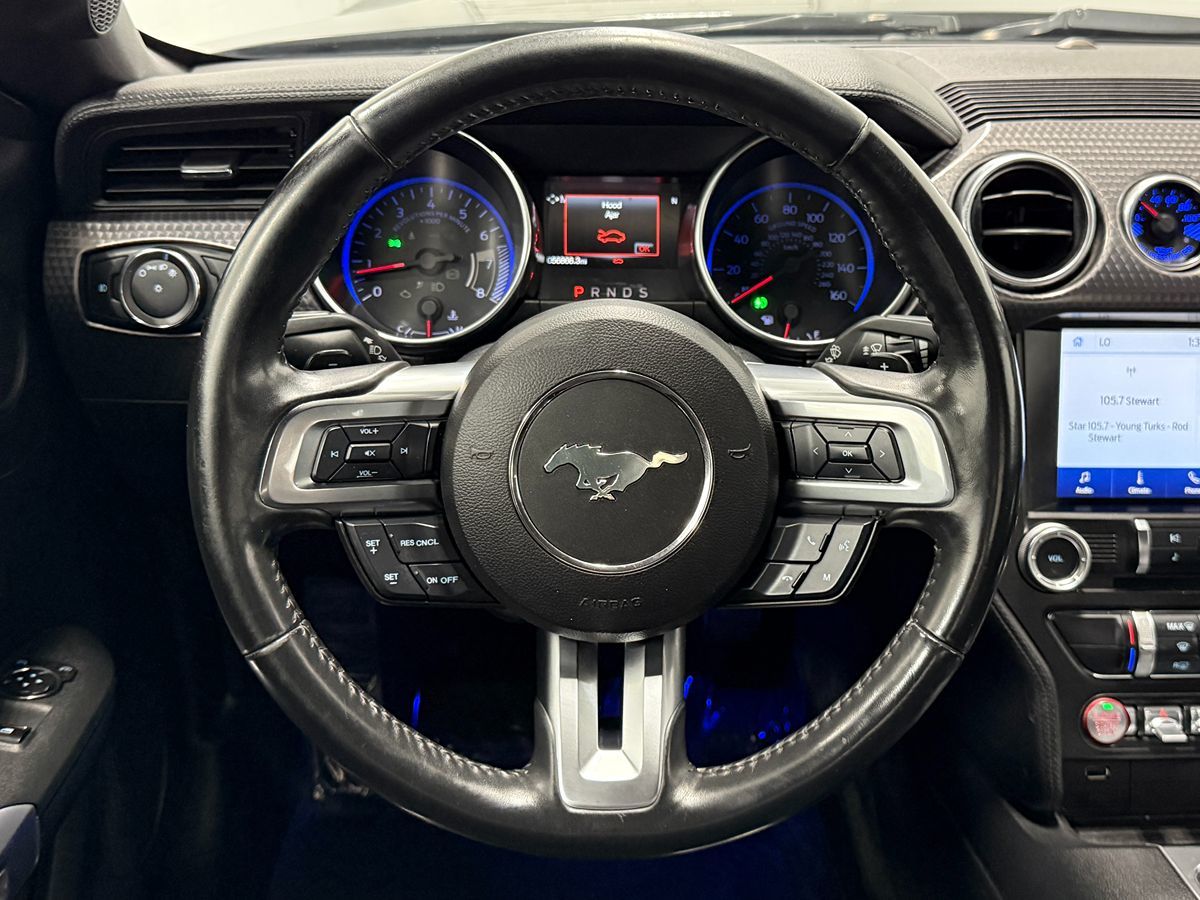 Ford Mustang photo 18