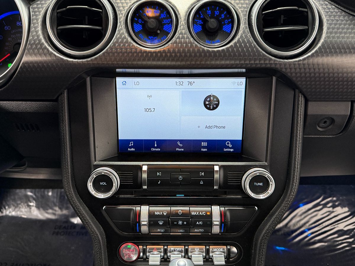 Ford Mustang photo 25