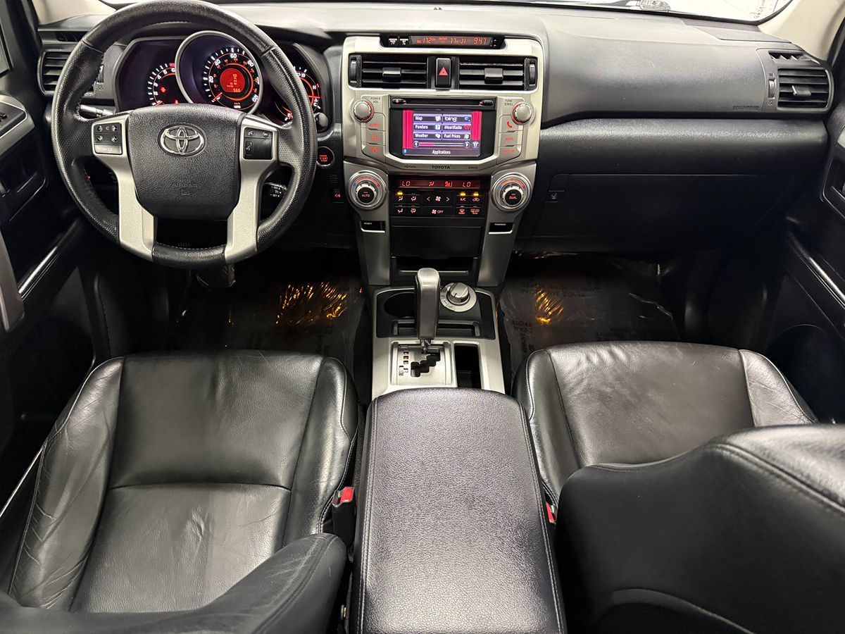 Toyota 4Runner photo 11