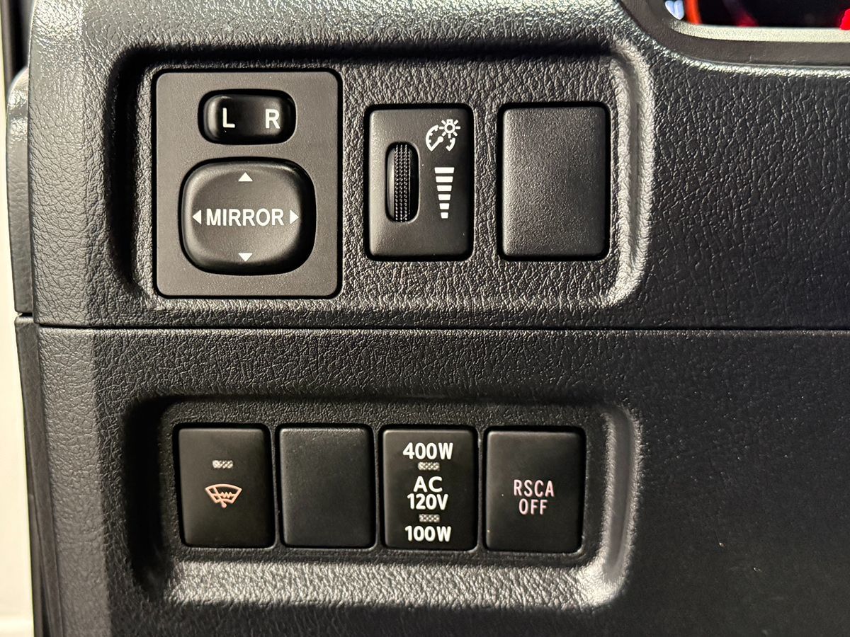 Toyota 4Runner photo 19