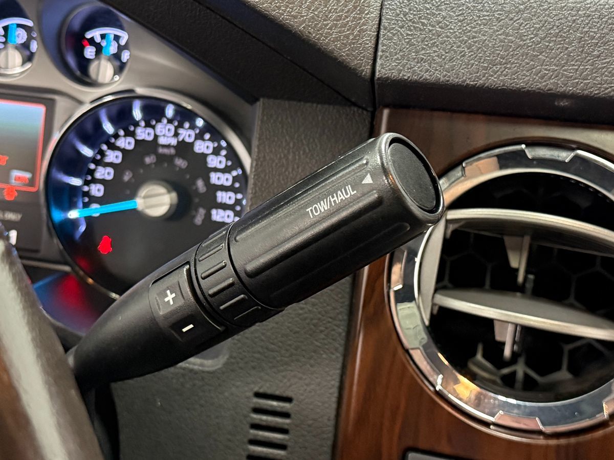 Ford F-350 photo 20