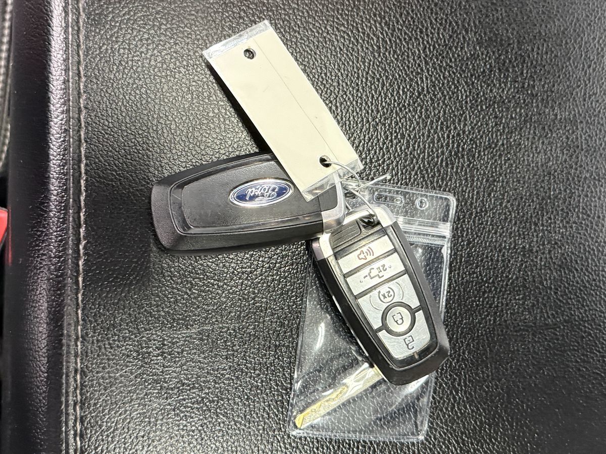 Ford F-150 photo 36