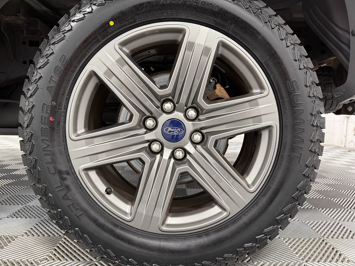 Ford F-150 photo 35