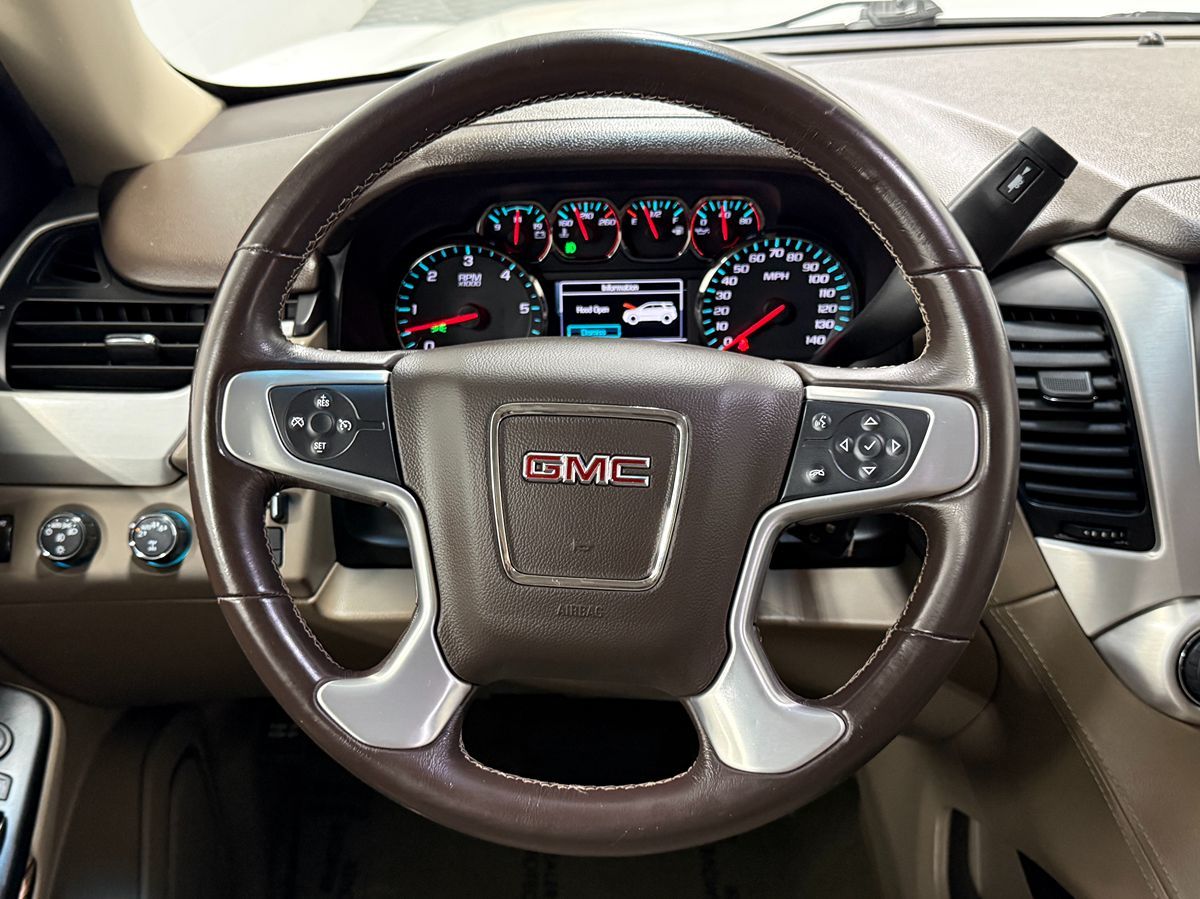 GMC Yukon photo 17