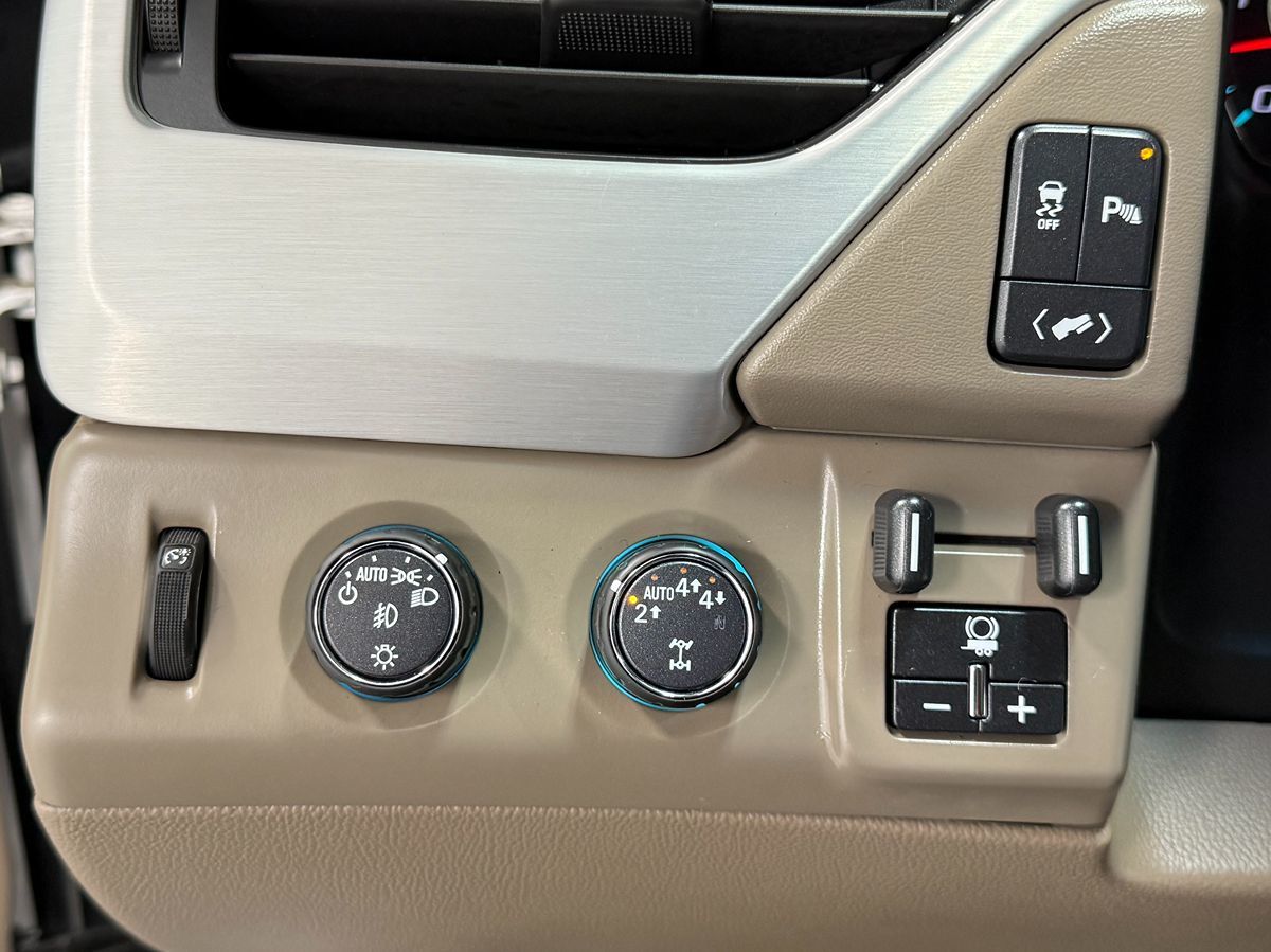 GMC Yukon photo 21