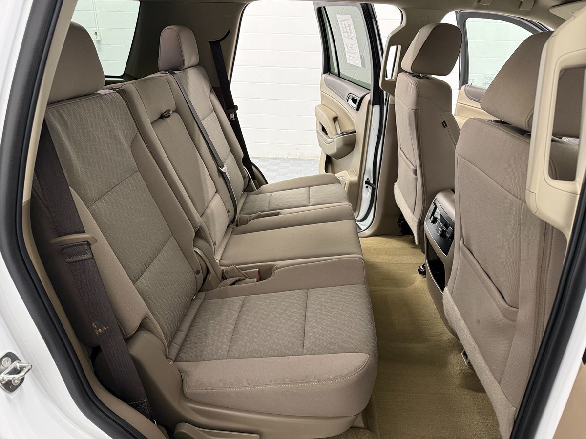 GMC Yukon photo 13