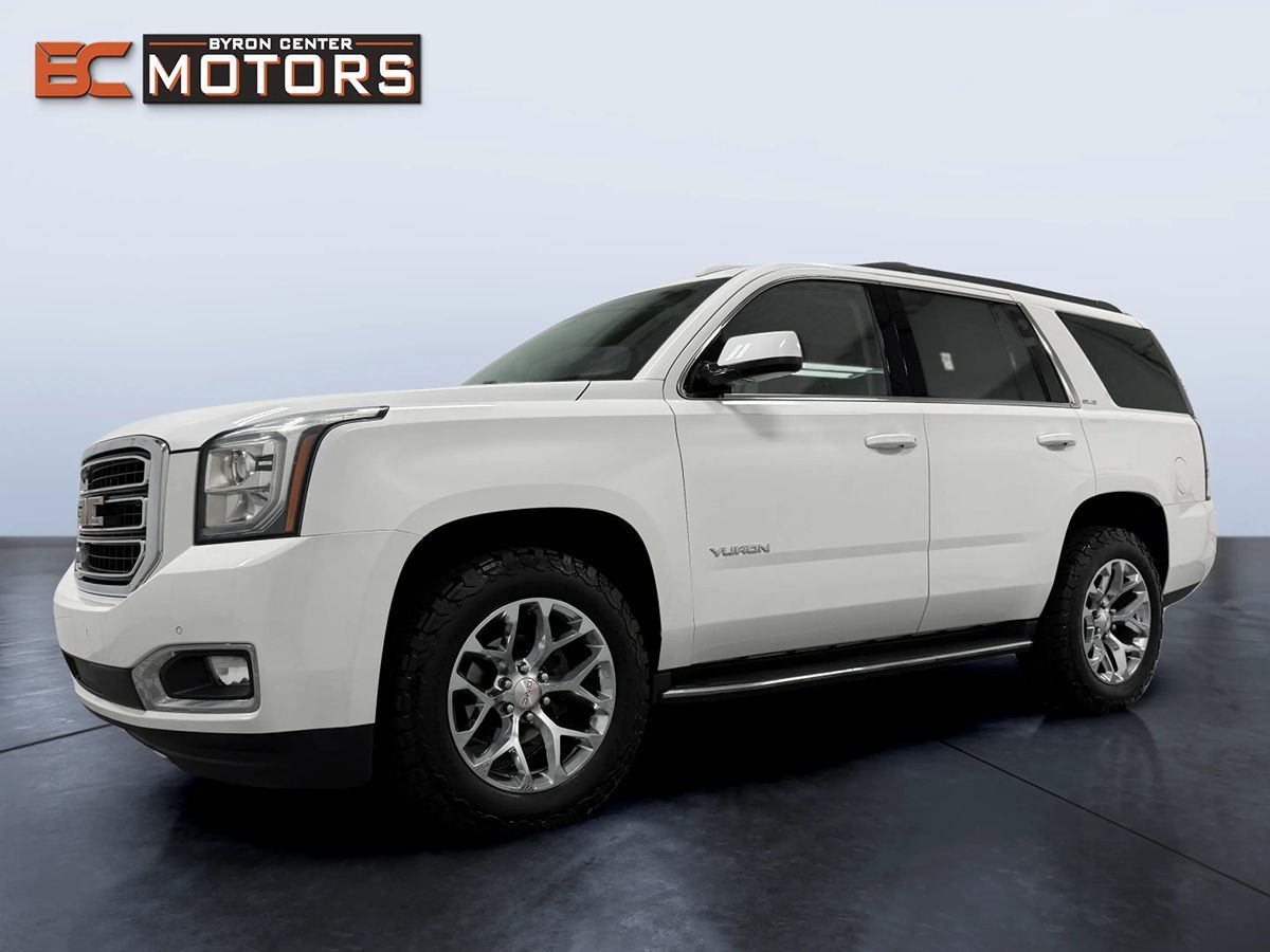 GMC Yukon photo 2