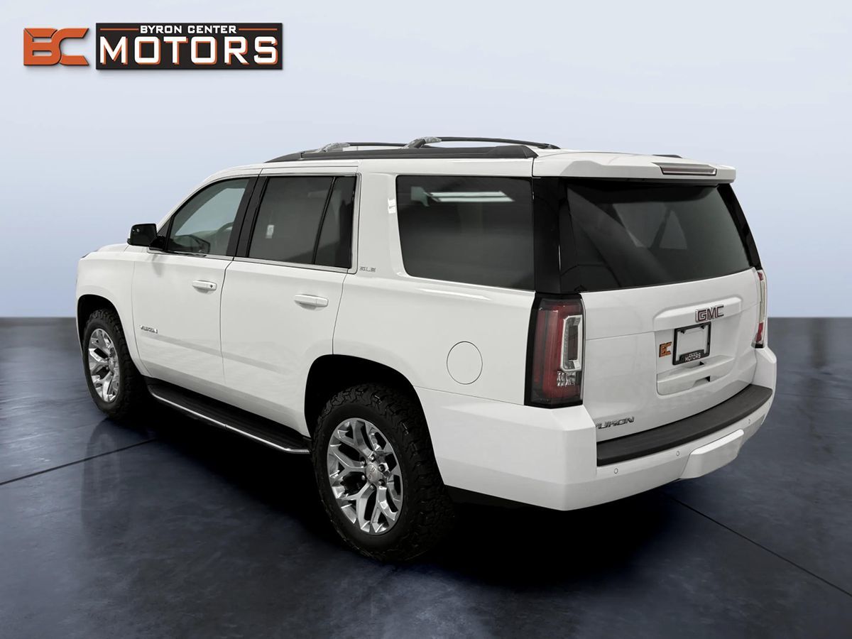 GMC Yukon photo 4