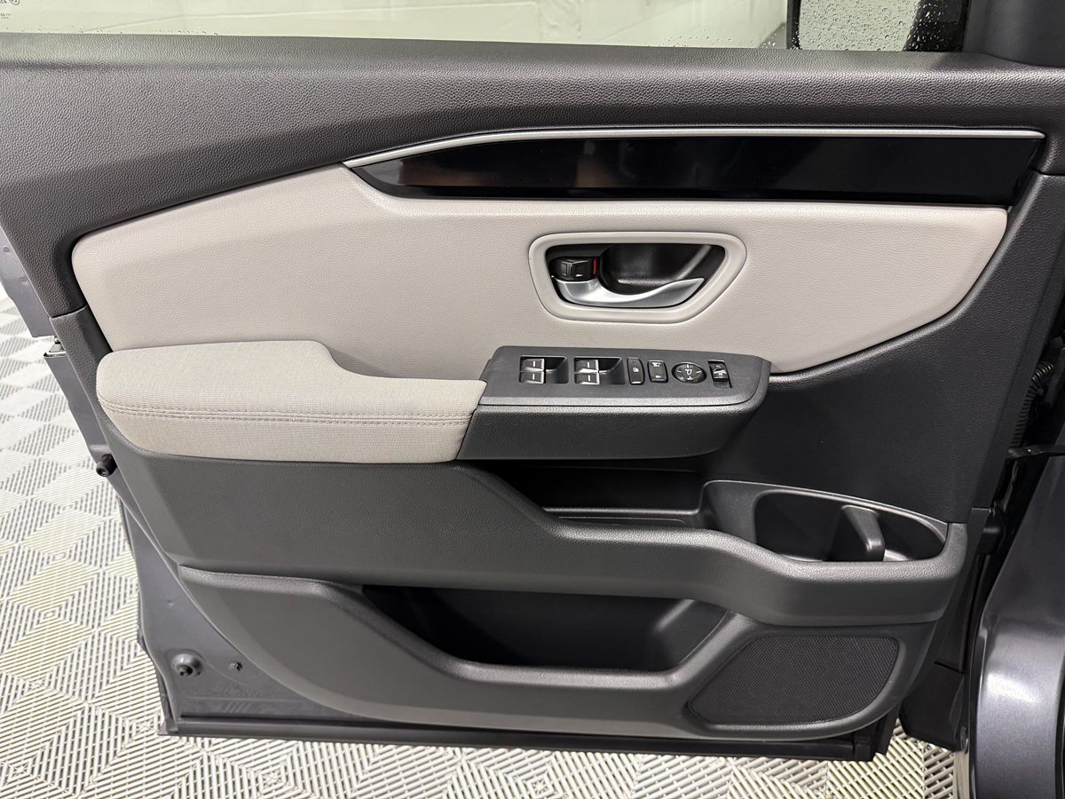 Honda Pilot photo 9