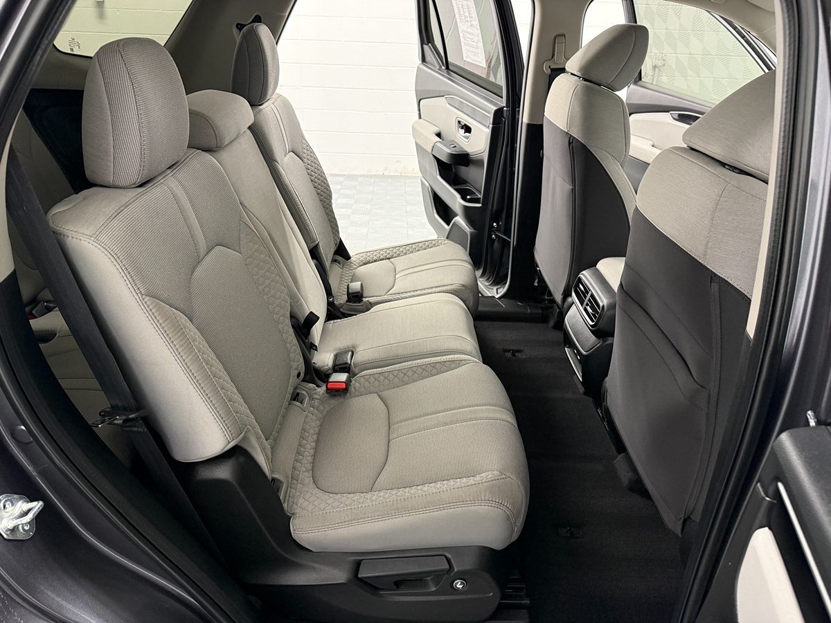 Honda Pilot photo 12