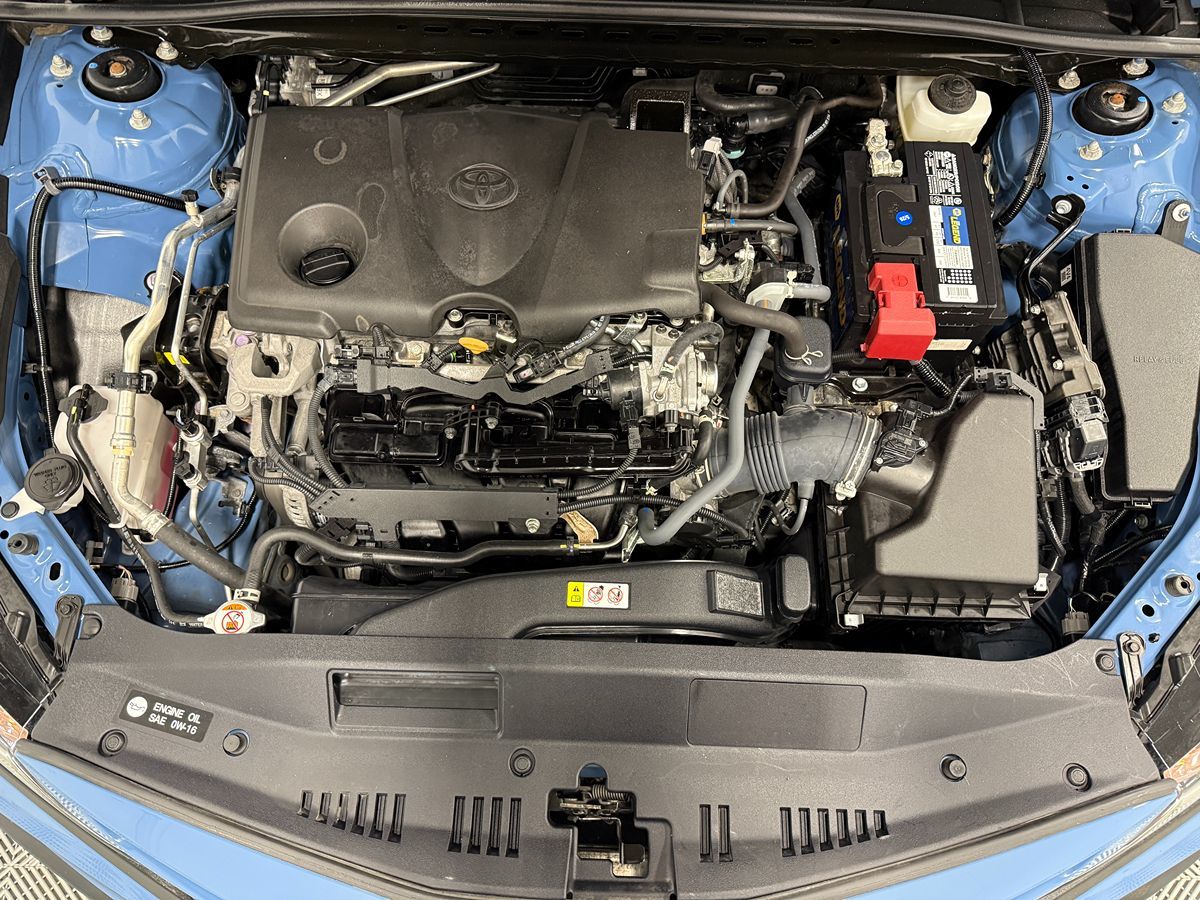 Toyota Camry photo 24