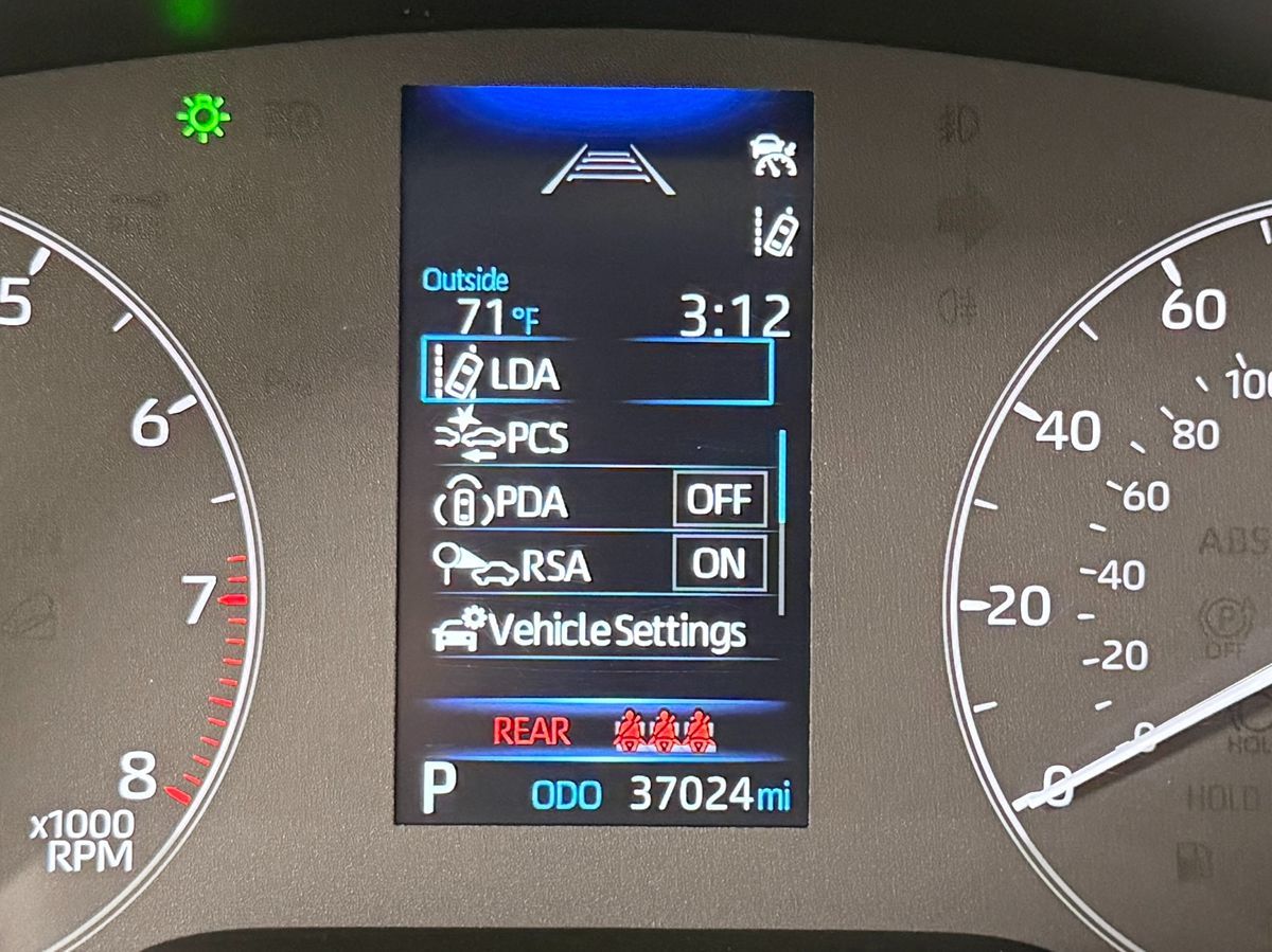 Toyota Corolla photo 18