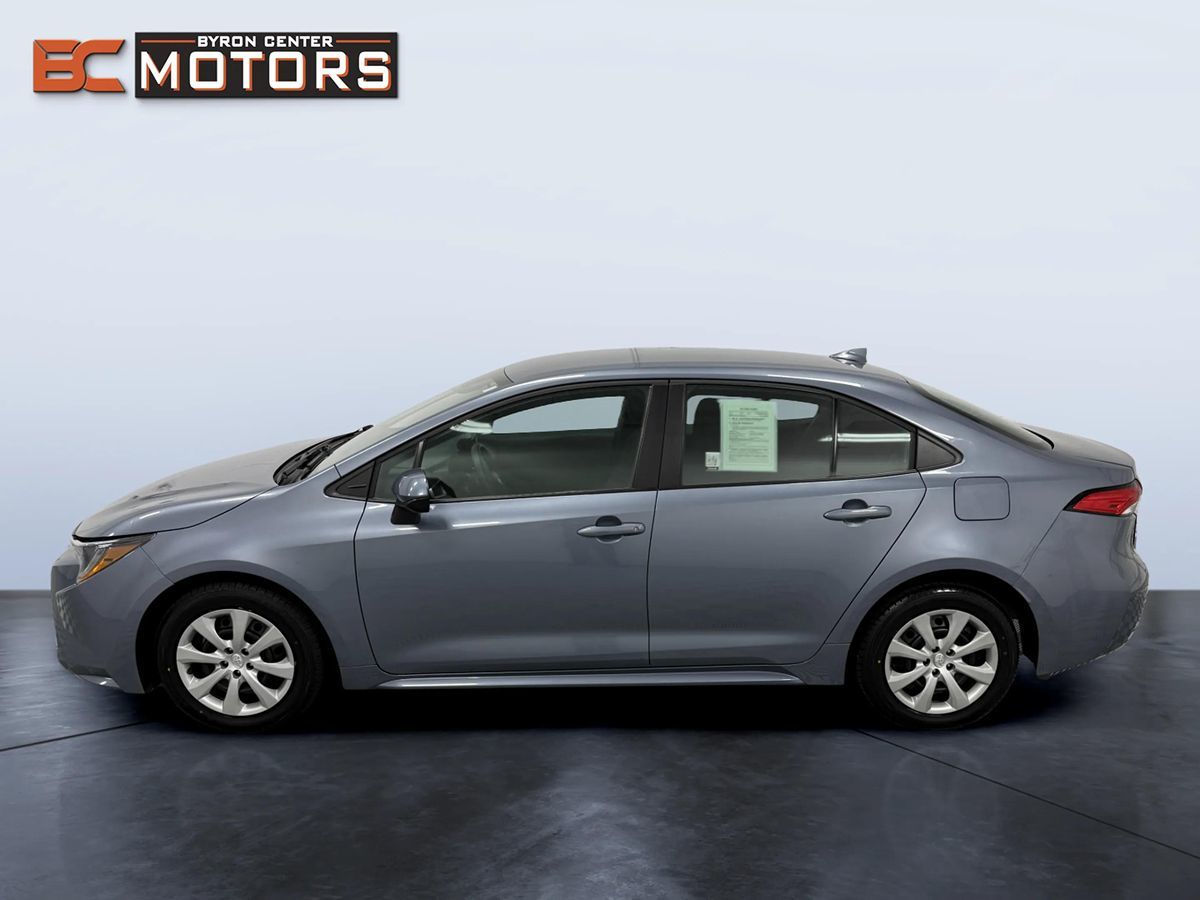 Toyota Corolla photo 3