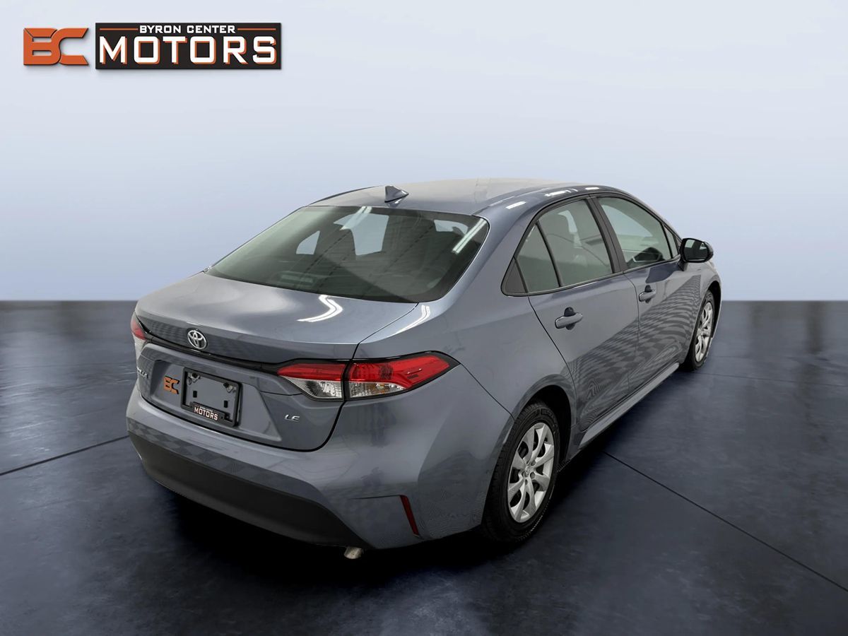 Toyota Corolla photo 6