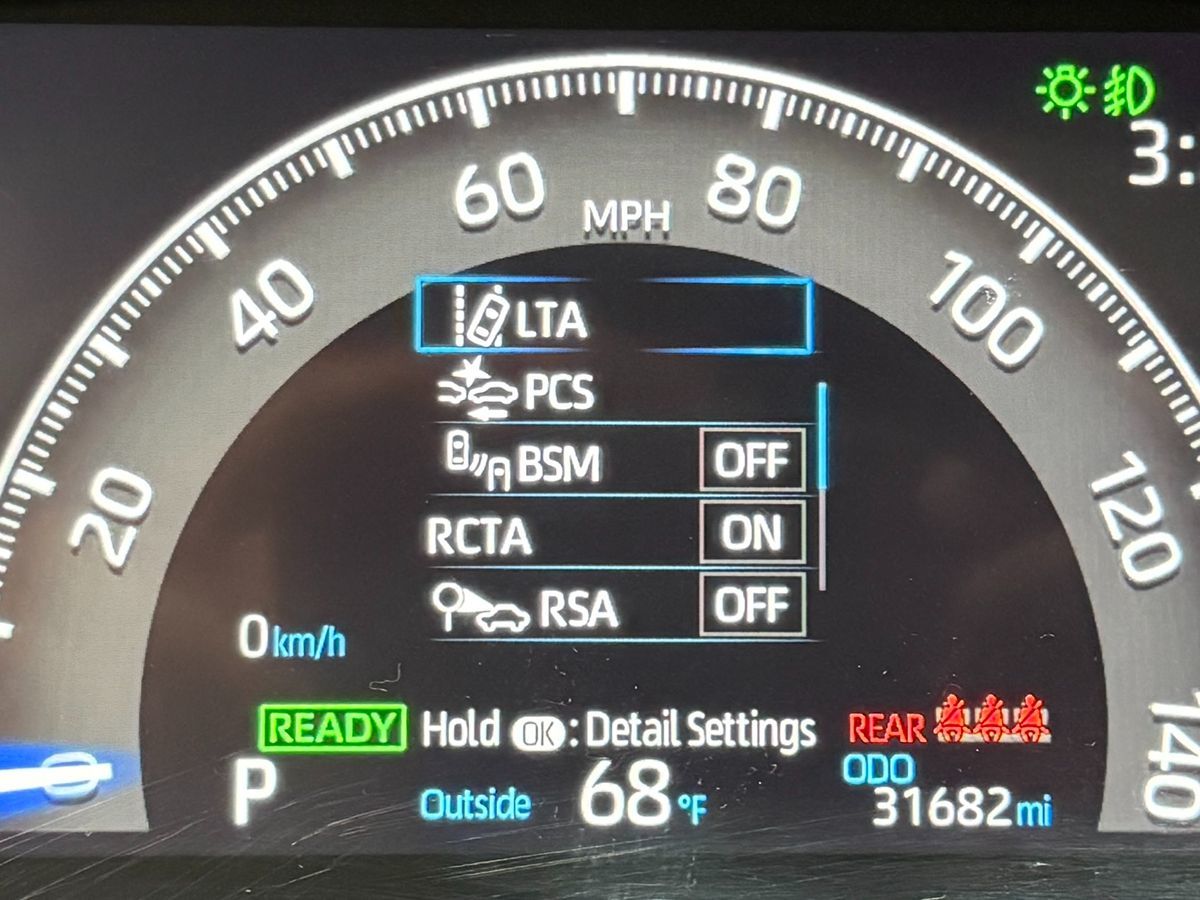 Toyota RAV4 photo 19