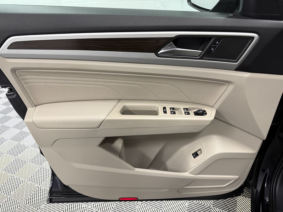 Volkswagen Atlas photo 9