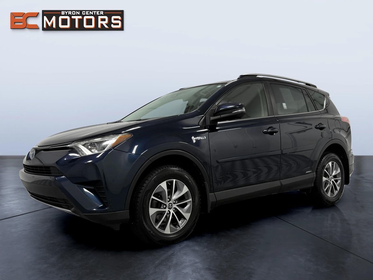Toyota RAV4 photo 2