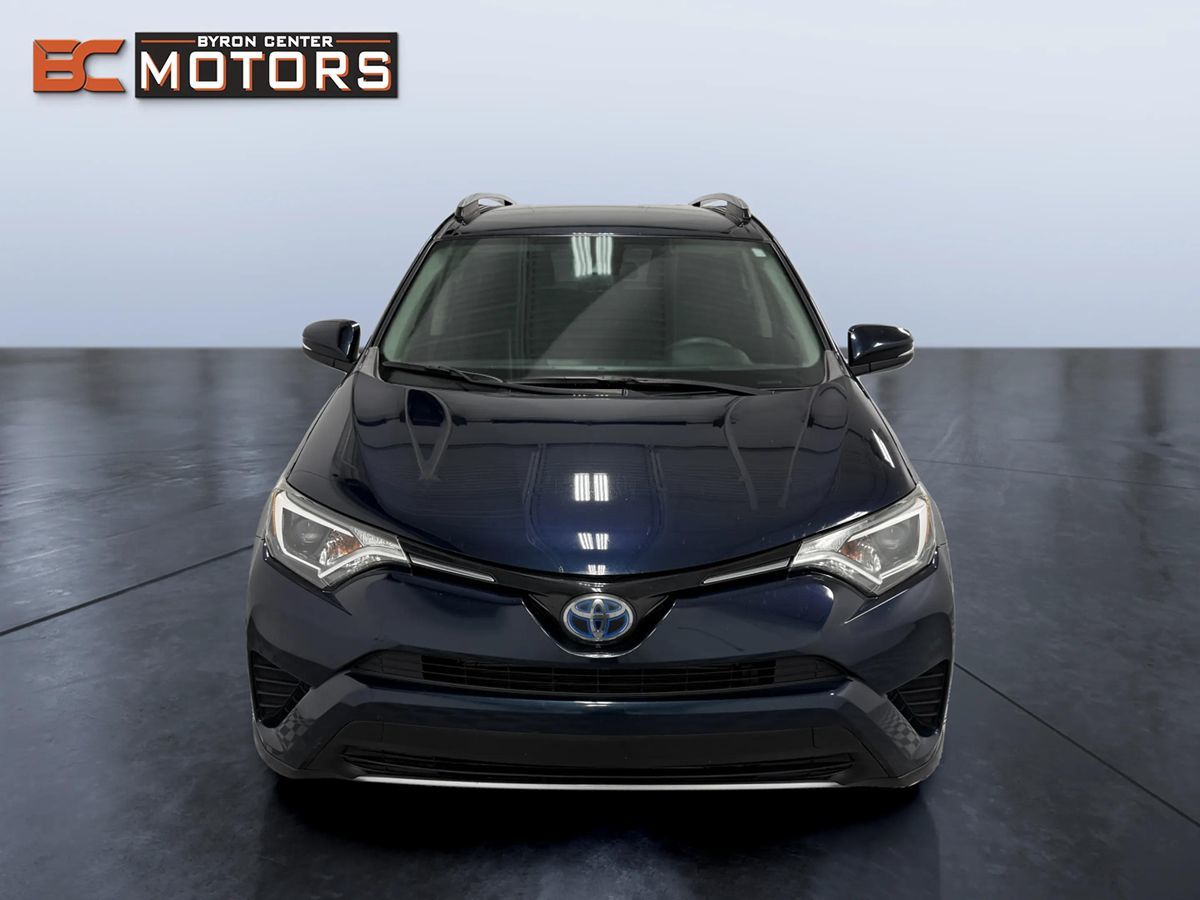 Toyota RAV4 photo 8