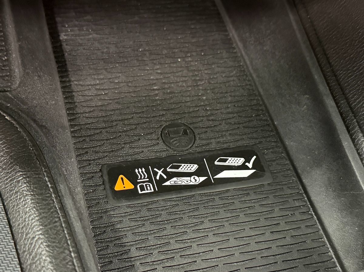 Cadillac CT5 photo 26