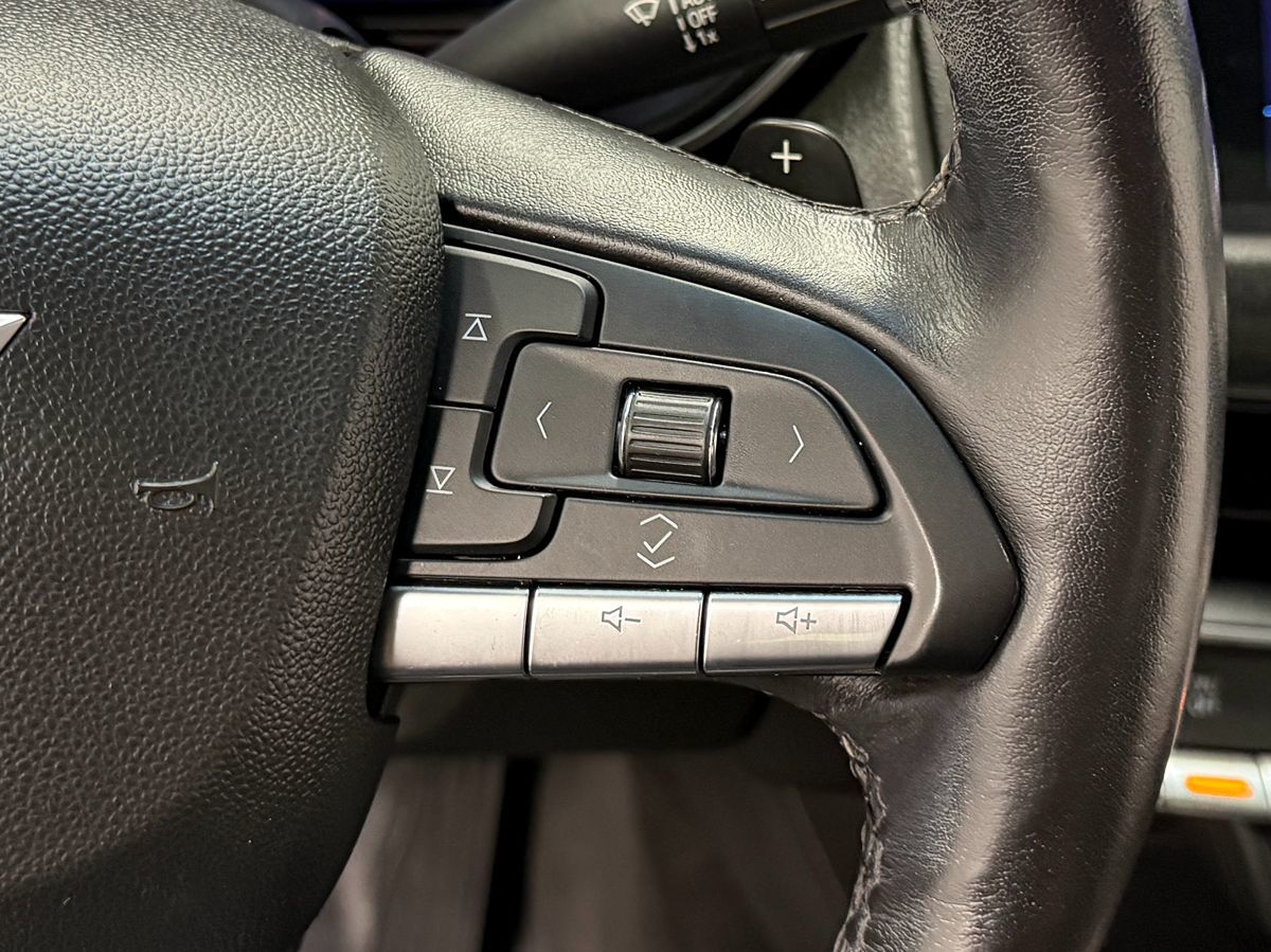 Cadillac CT5 photo 17