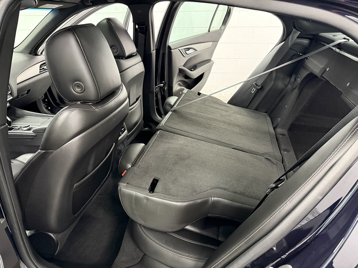 Cadillac CT5 photo 13