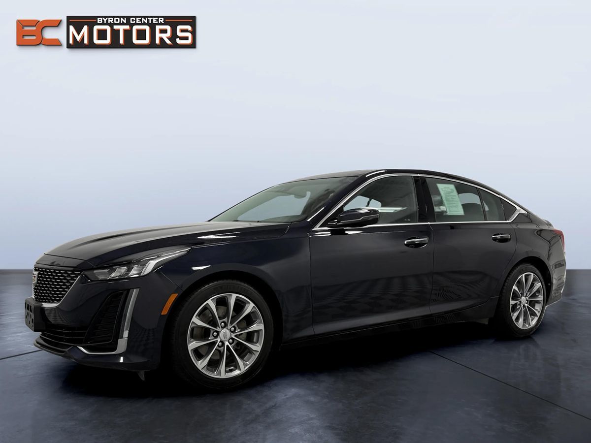 Cadillac CT5 photo 2