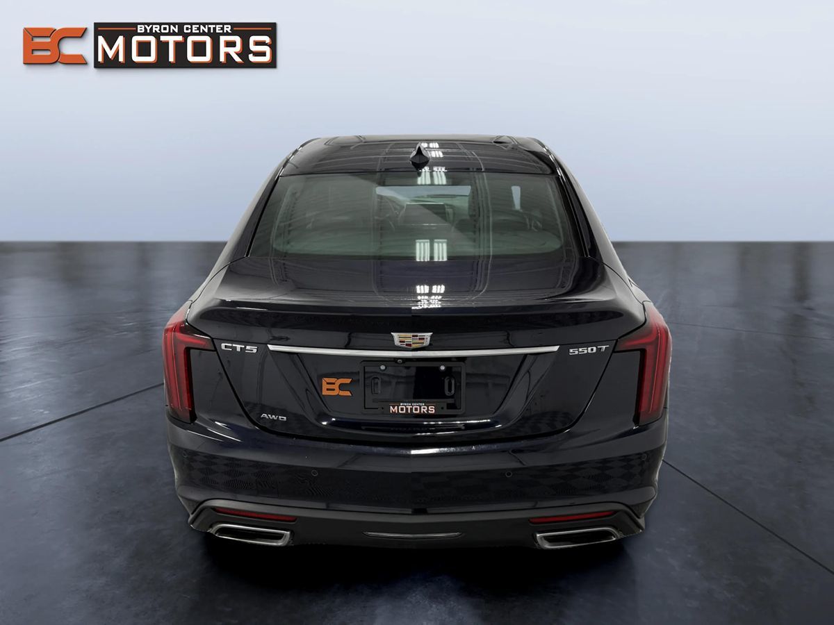 Cadillac CT5 photo 5