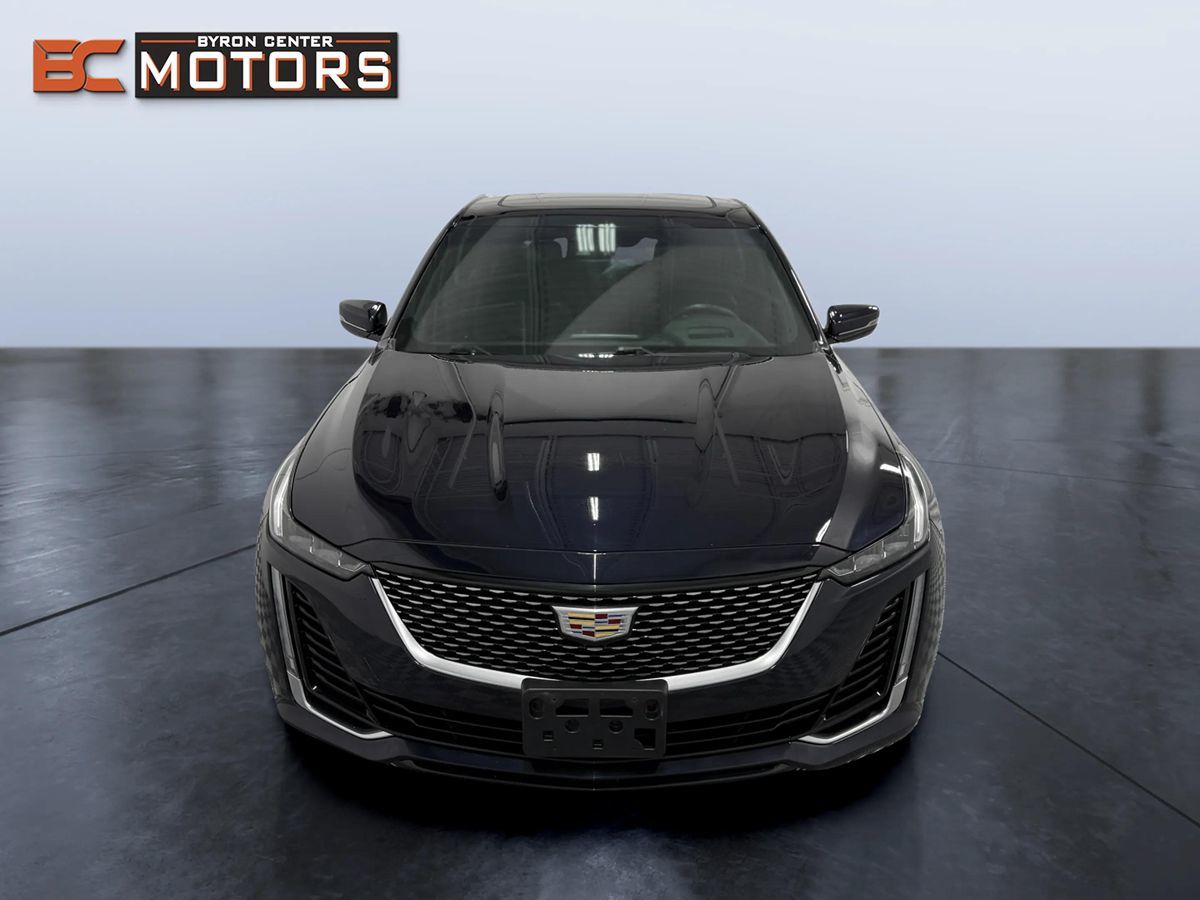 Cadillac CT5 photo 8