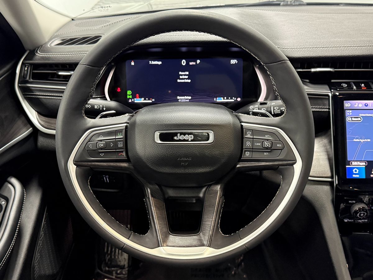 Photo 15 of this Jeep Grand Cherokee