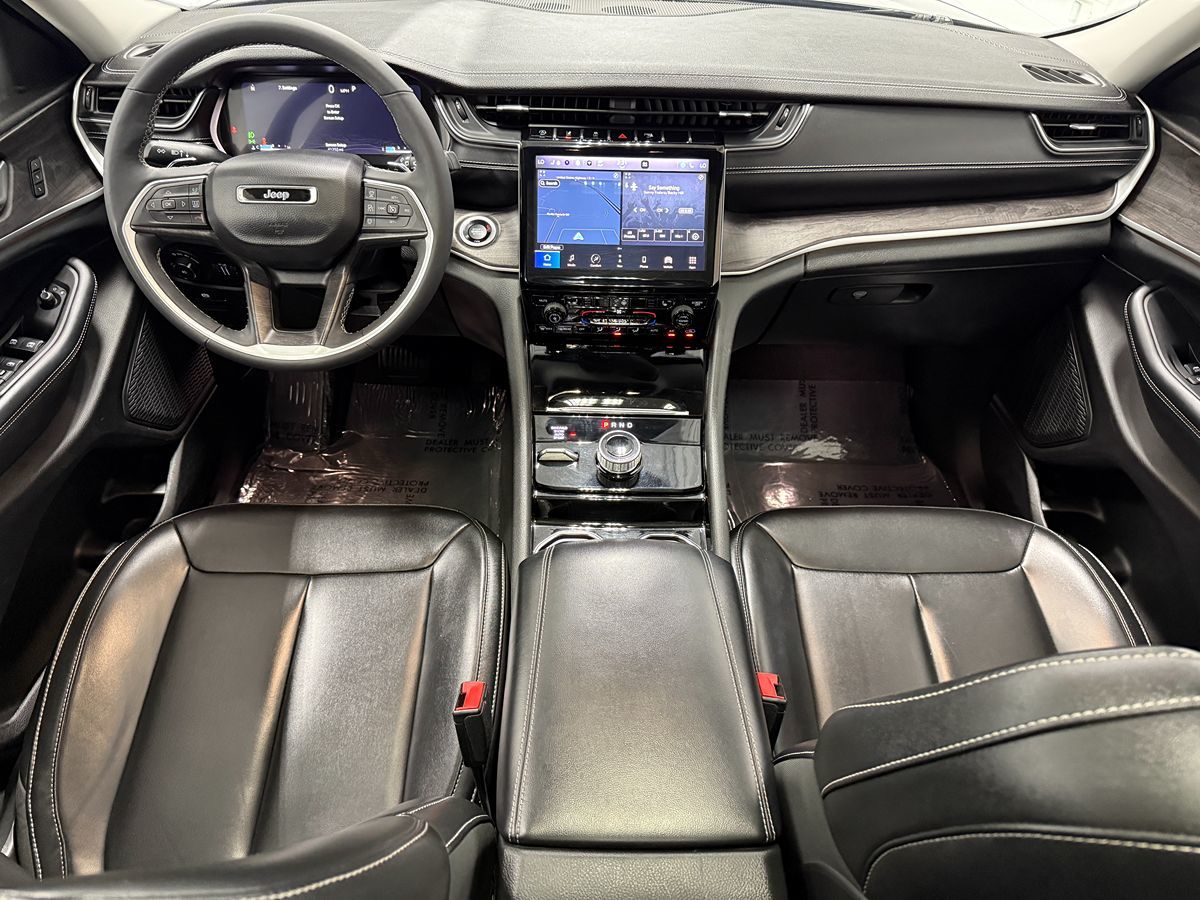 Photo 11 of this Jeep Grand Cherokee