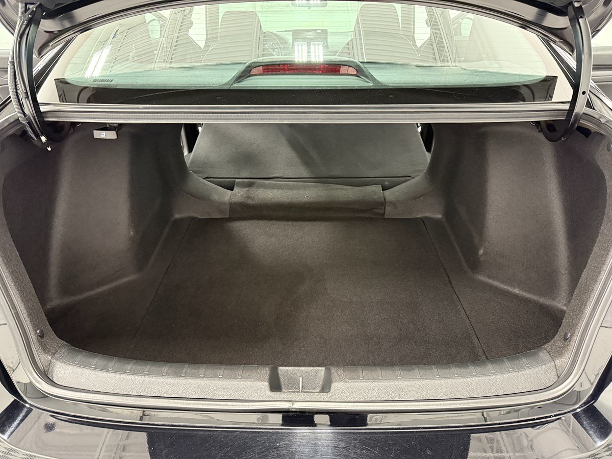 Photo 22 of this Honda Civic Sedan