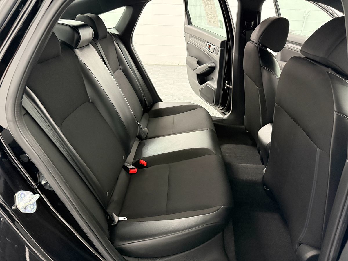 Photo 12 of this Honda Civic Sedan