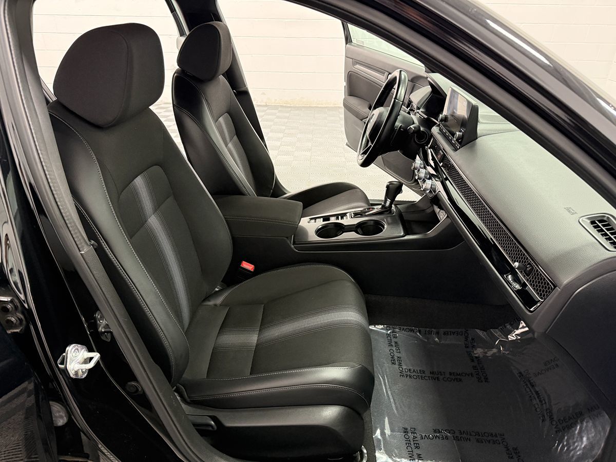 Photo 14 of this Honda Civic Sedan
