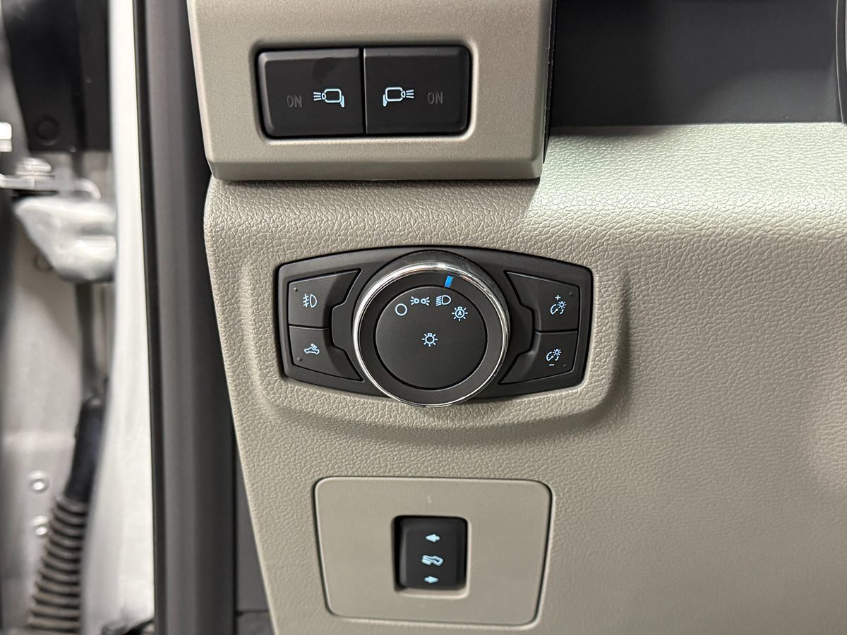 Ford F-150 photo 20