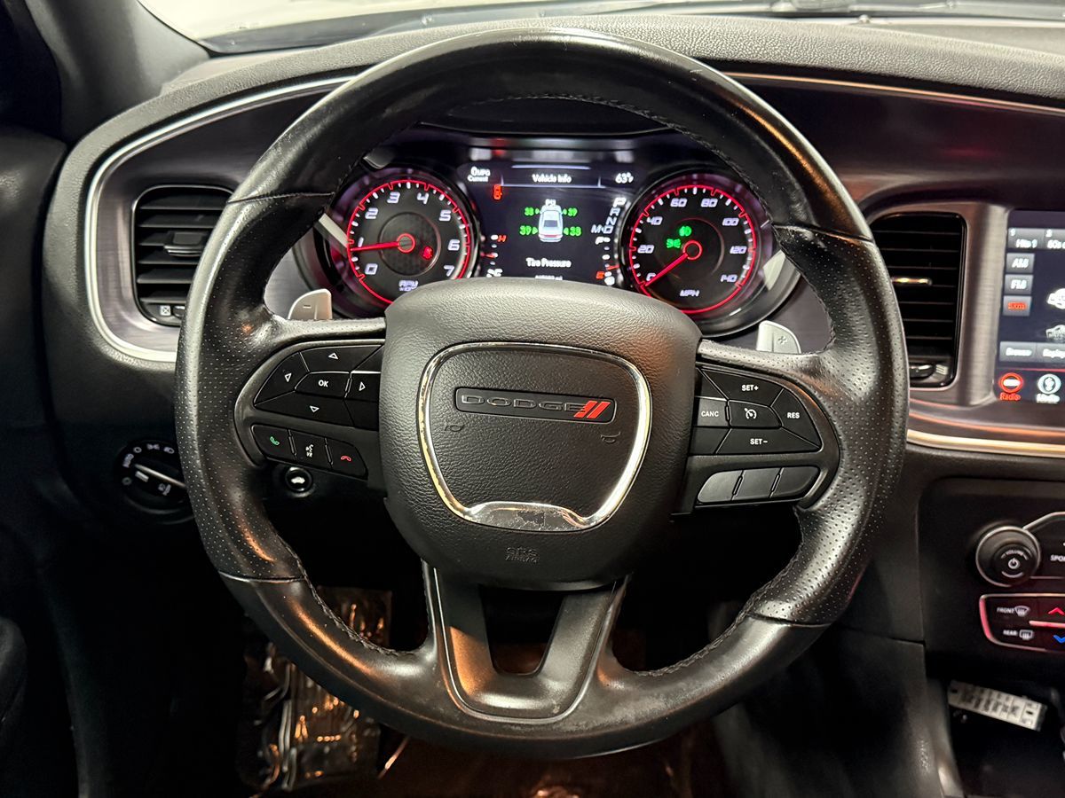 Dodge Charger photo 16