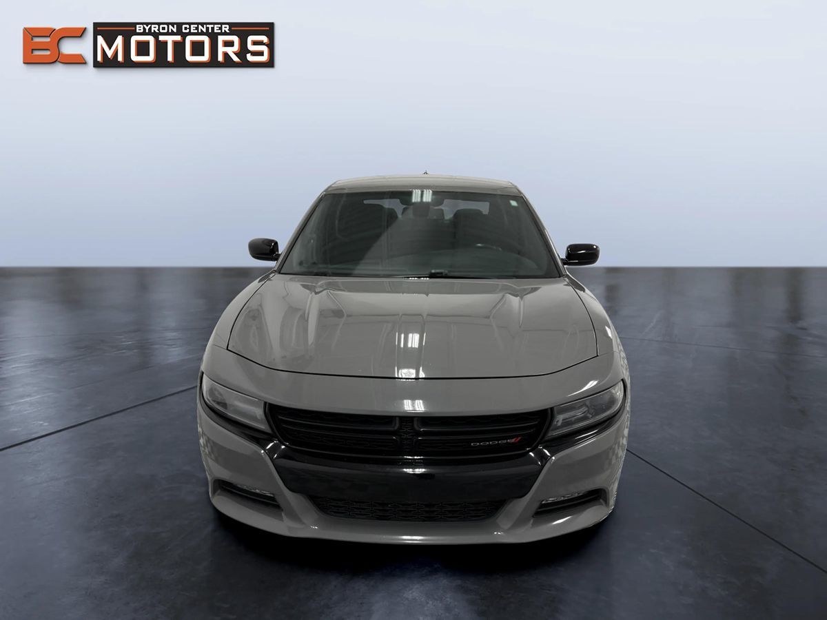 Dodge Charger photo 8