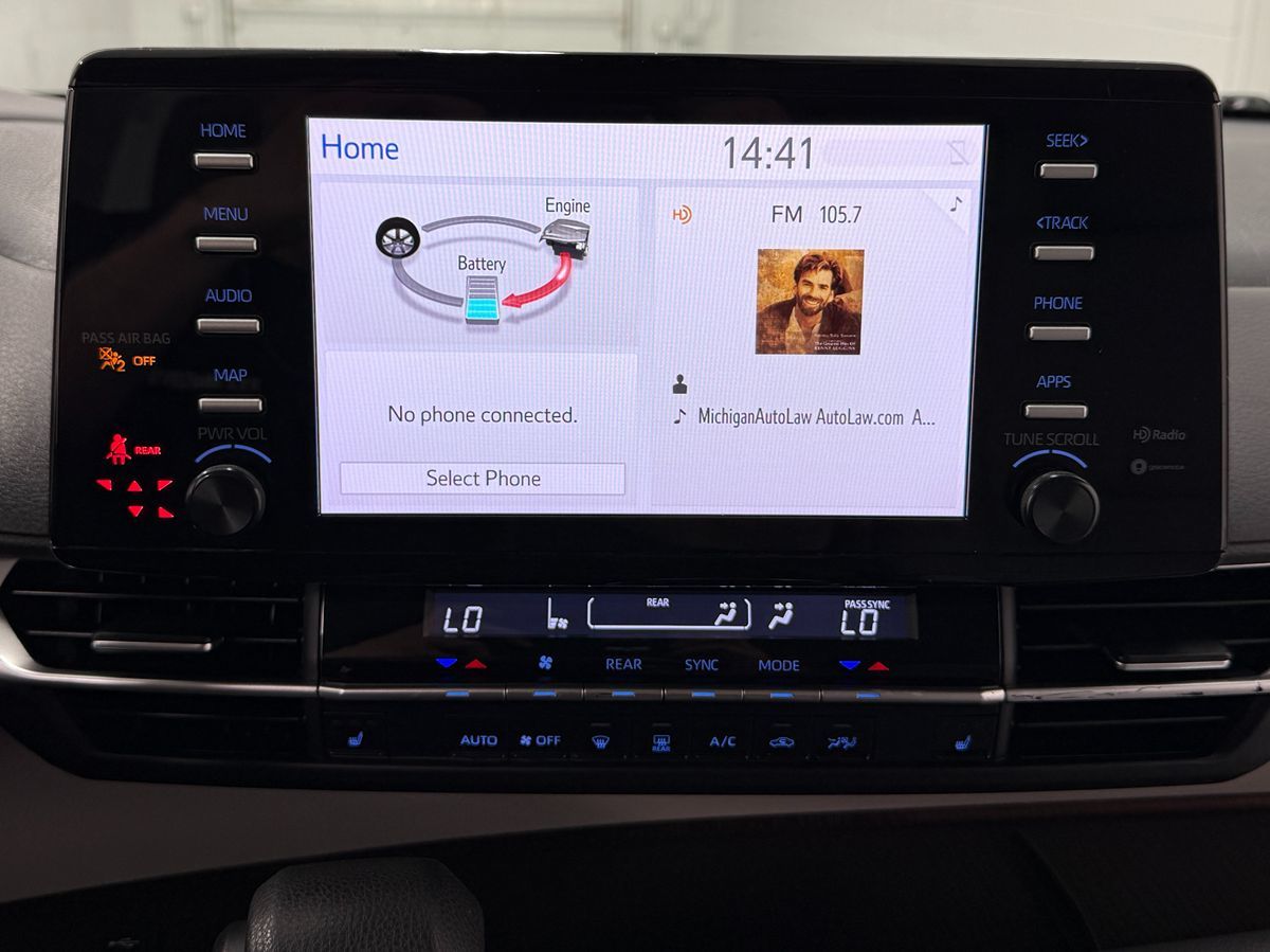 Toyota Sienna photo 22