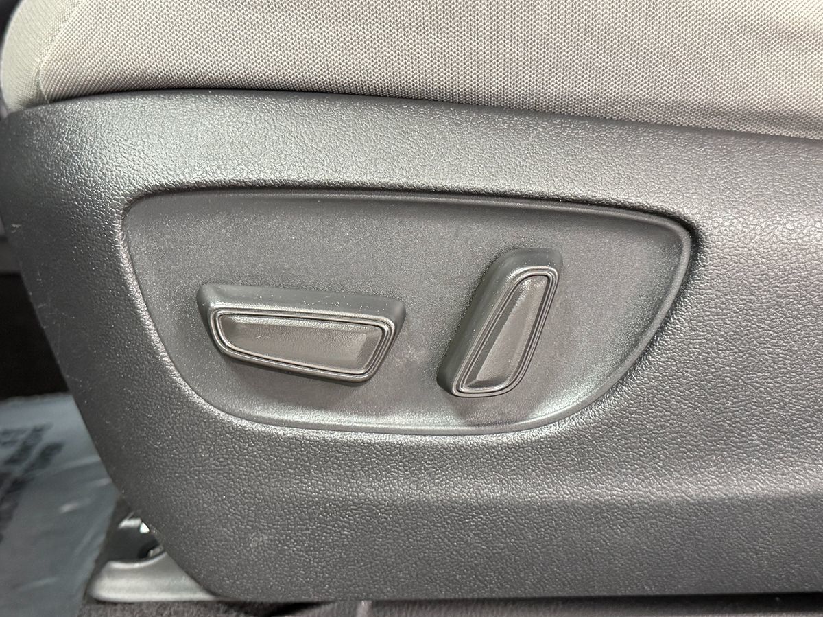 Toyota Sienna photo 26
