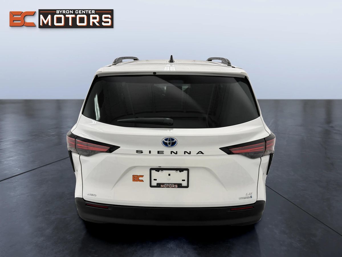 Toyota Sienna photo 5
