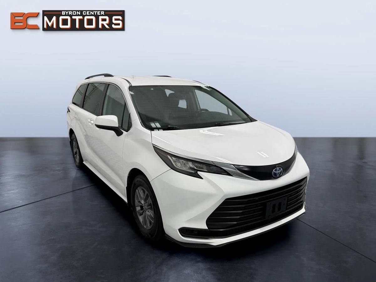 Toyota Sienna photo 7