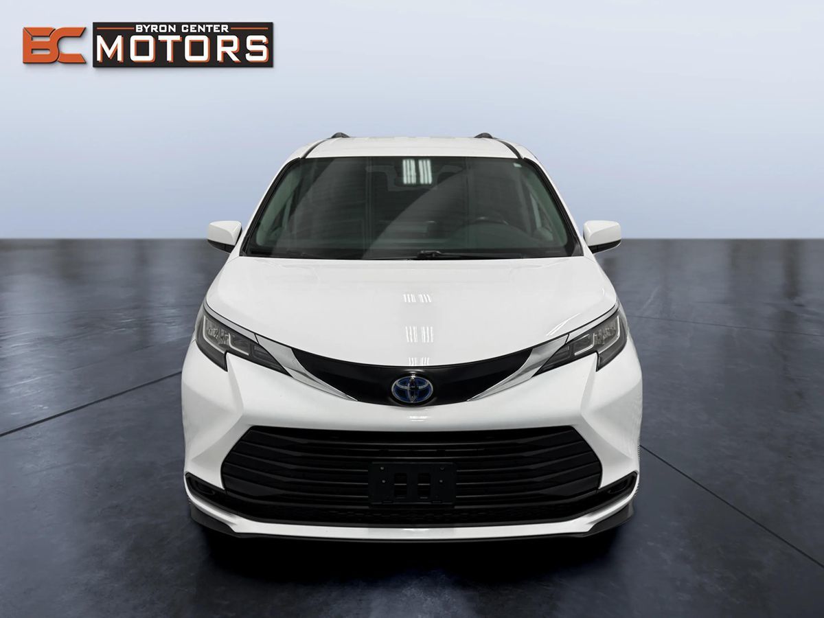 Toyota Sienna photo 8