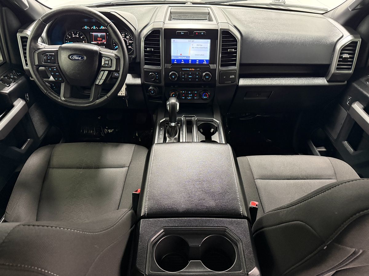 Ford F-150 photo 11