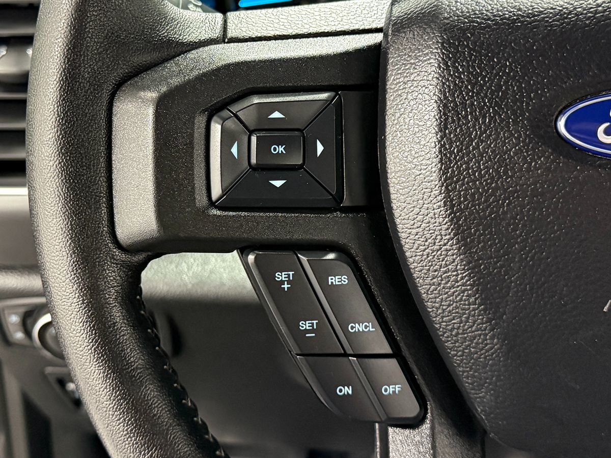 Ford F-150 photo 16