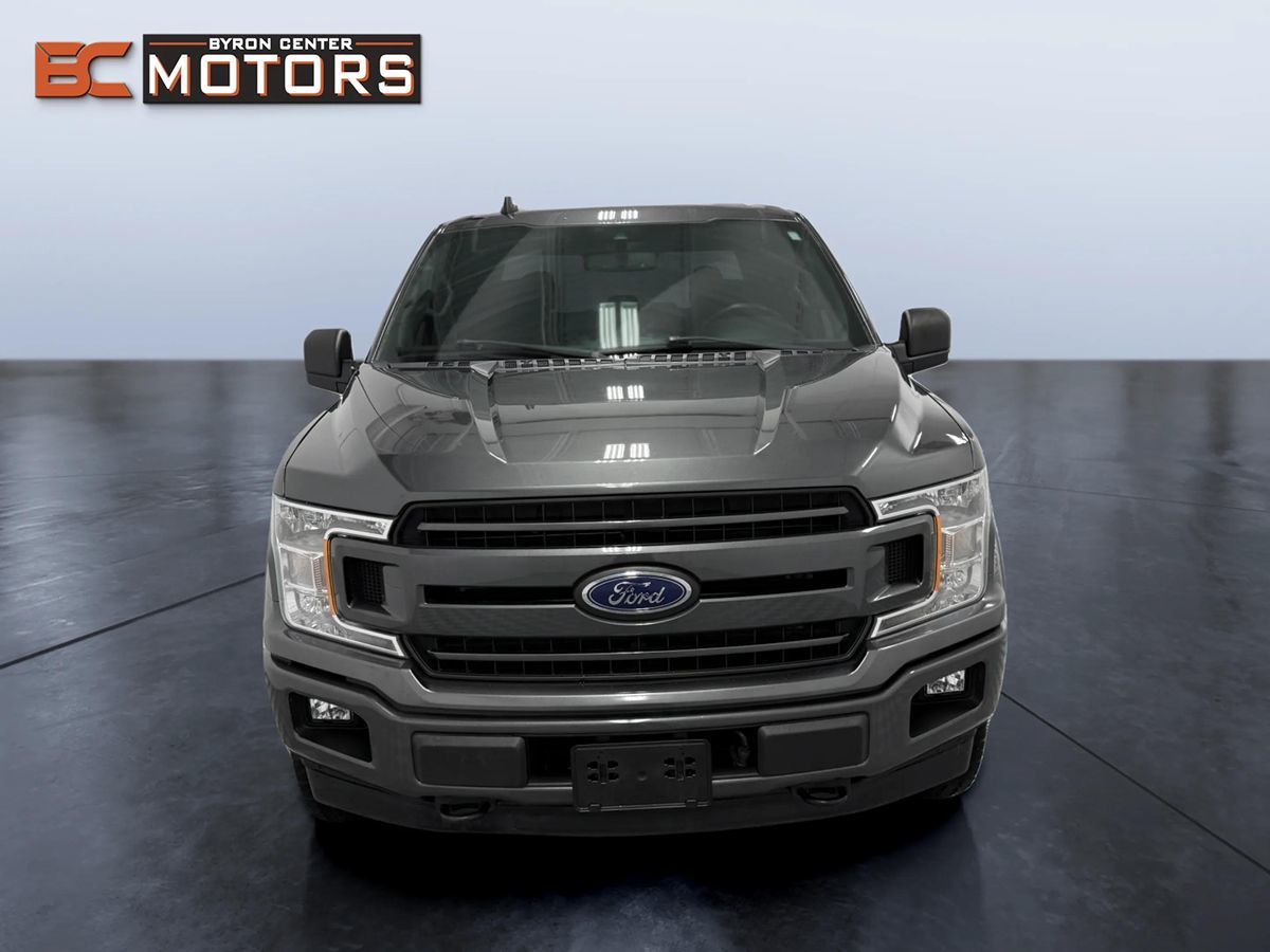 Ford F-150 photo 8